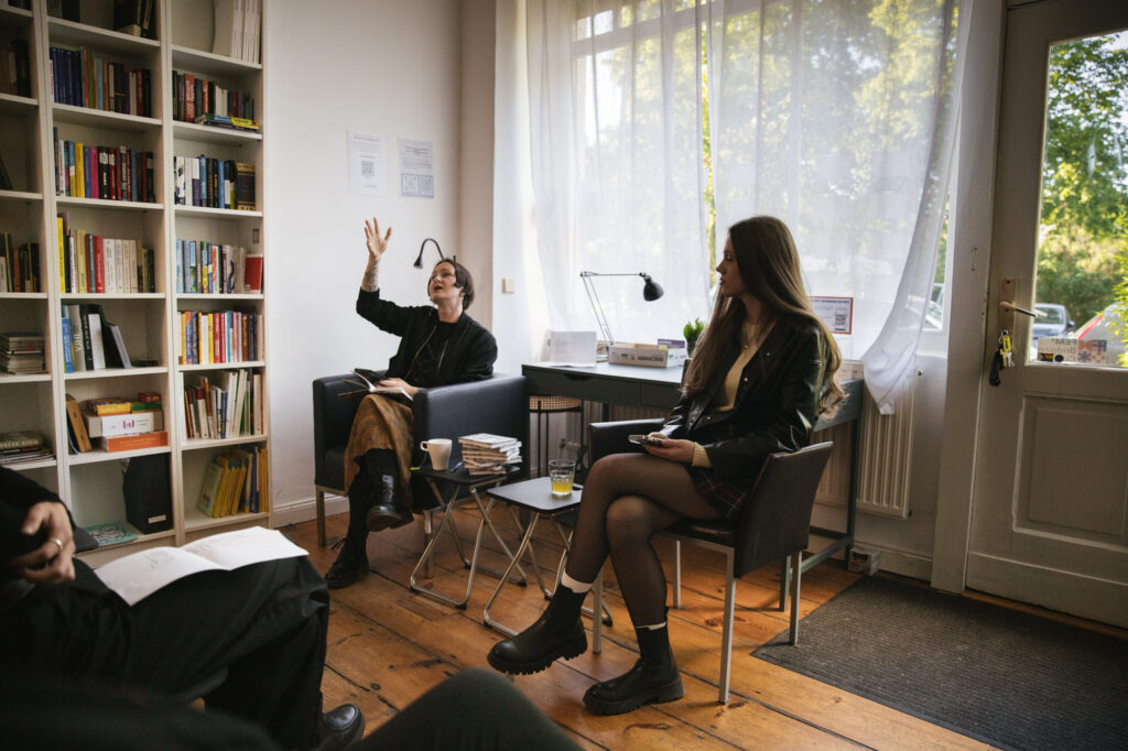 Lesung und Gespräch mit Iryna Shuvalova 2t4a0087
